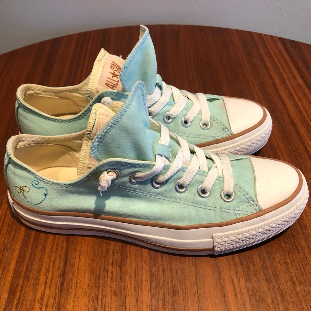 Converse - bumblebee stitch sneakers